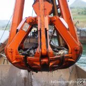 四繩六瓣梅花抓斗起重機(jī) crane of four rope and six petal plum fiower