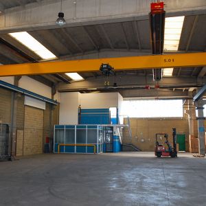 ���w�������\���ؙC hull component handing crane